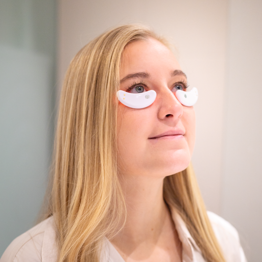 Rauðljósameðferð undir augum